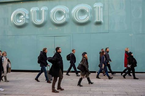 le persone piu importanti in gucci italia|who owns gucci now.